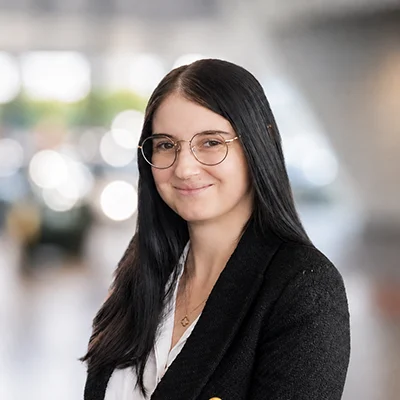 Hannah Sophie Schmitz zugeschnitten