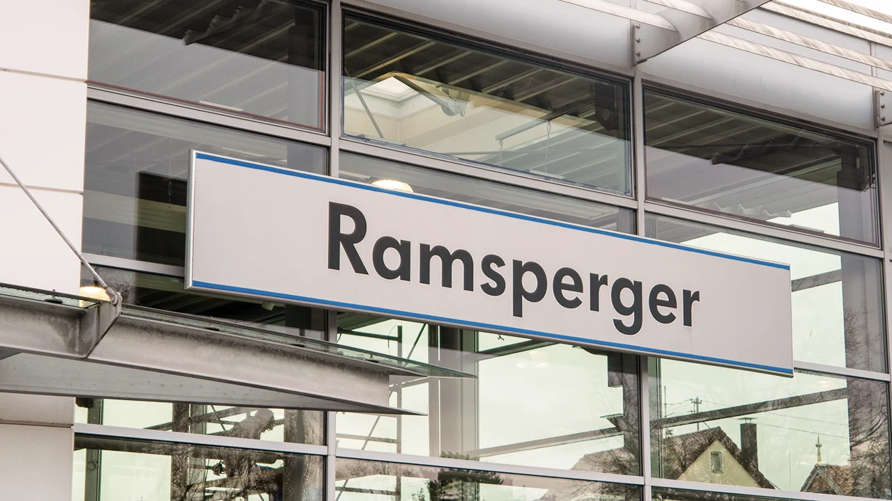 RA Logo Schild