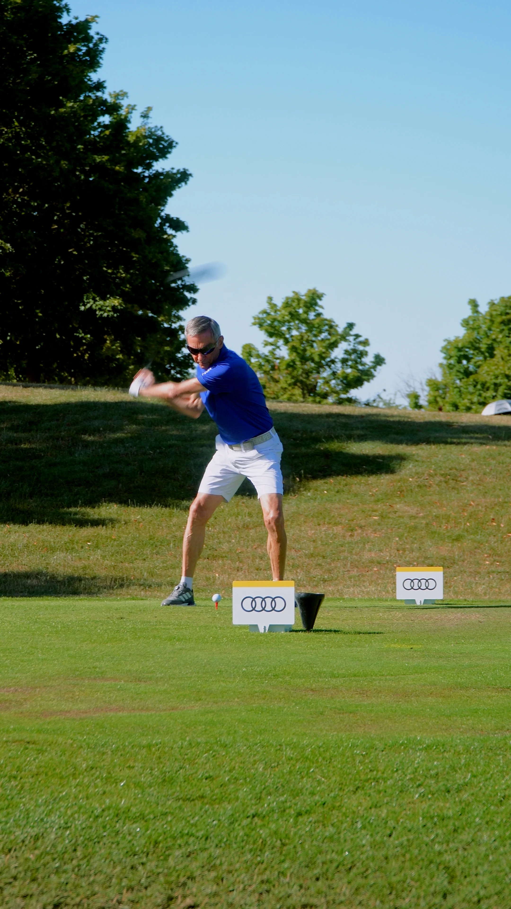 Golf Main 01 00 10